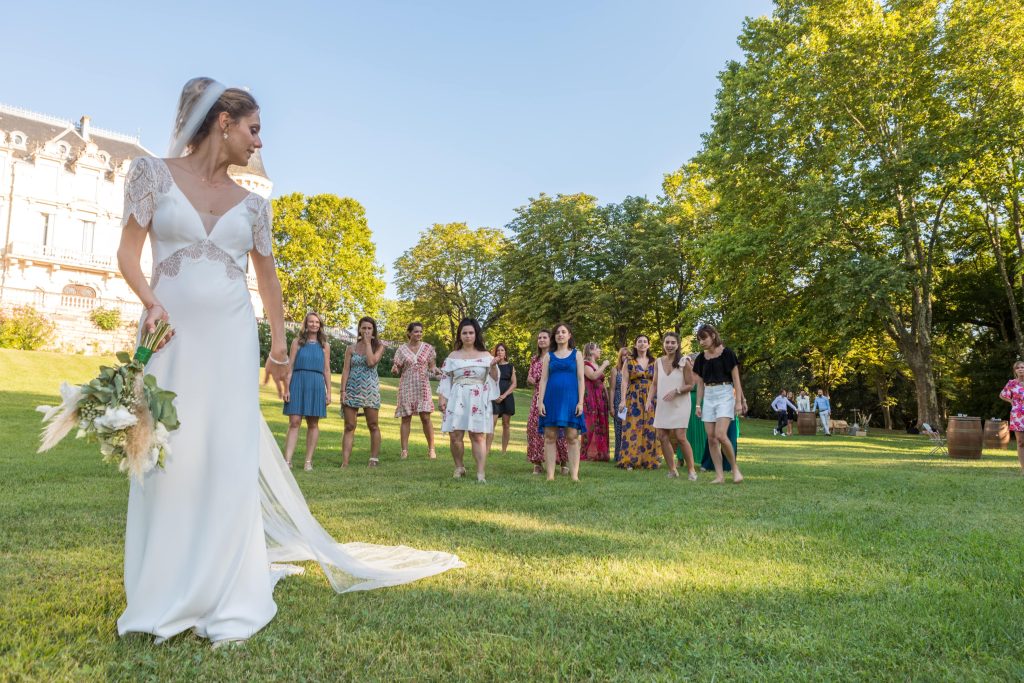 Un lancer de bouquet au chateau St Martin de Grave